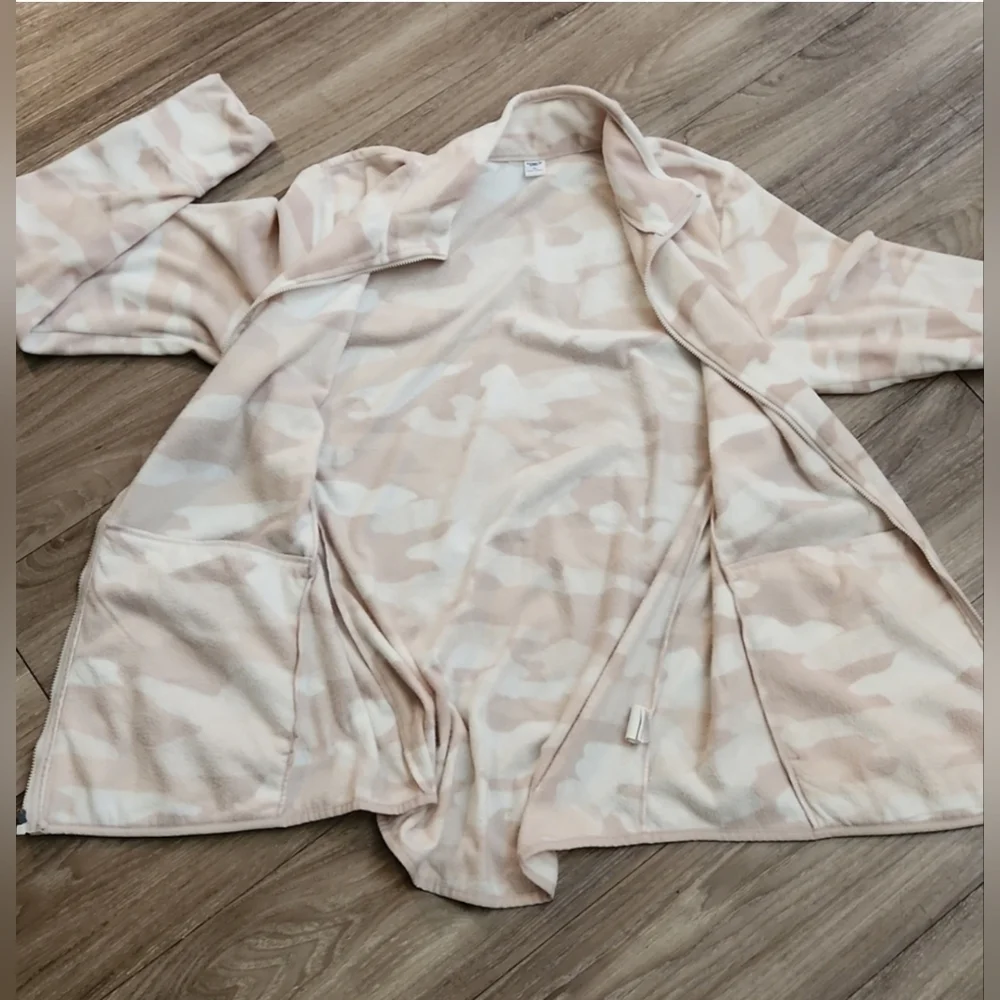 Old Navy Active Fleece Camo Zip-Up Jacket Sweater With Pockets Women's XL Tall - Picture 10 of 15